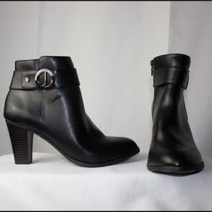 Jones New York Black Ankle Booties 7.5M
